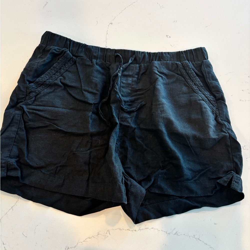 Linen shorts by Briggs. Large.